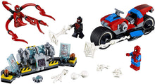 Cargar imagen en el visor de la galería, Kit Juego De Construccion Lego Marvel Spider-man 76113
